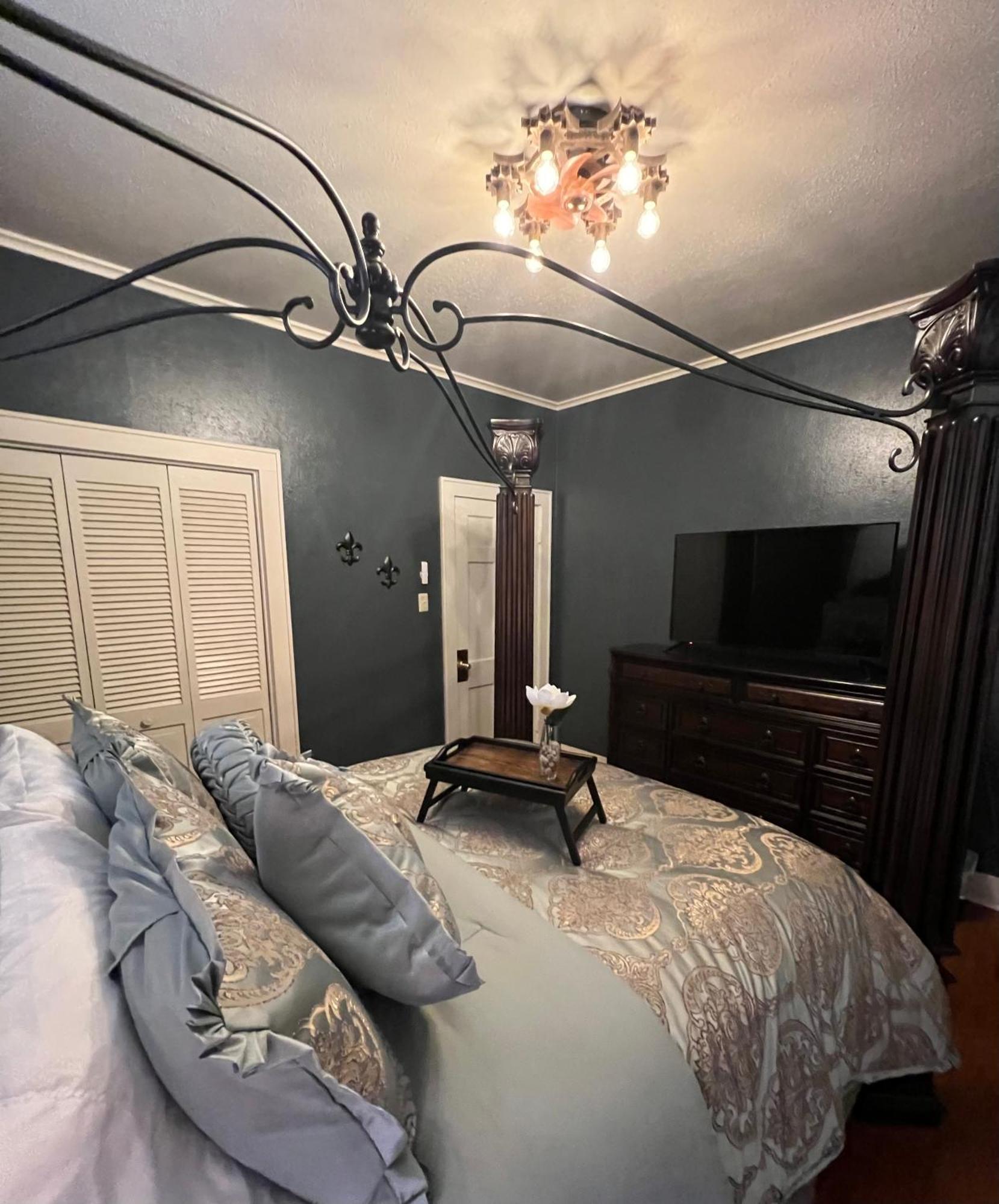 Opus House Historic Natchitoches Hotel Ngoại thất bức ảnh